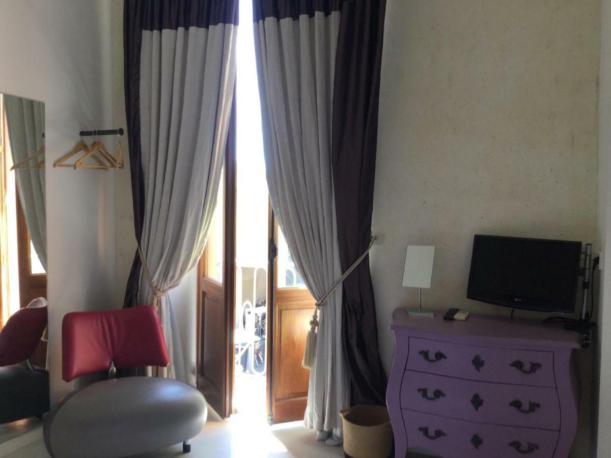 Room With A Vue Nice Exterior photo